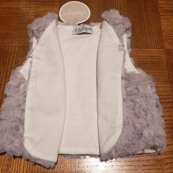 Newborn 0-3 month baby fur vest - Picture 3 of 4